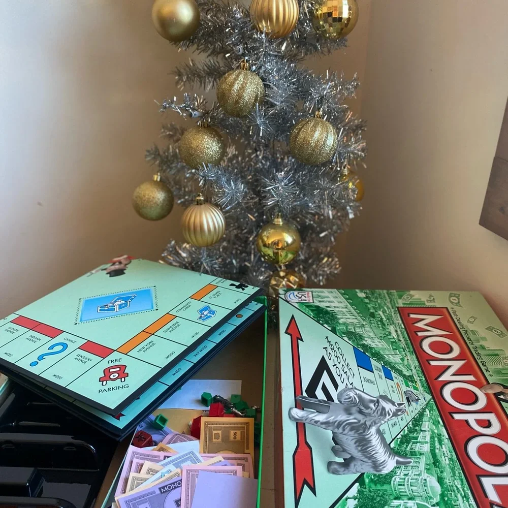 Monopoly Board Game new